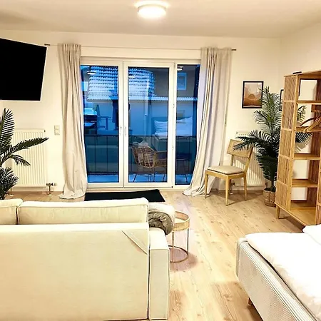 Apartamento Stylish & With Balcony