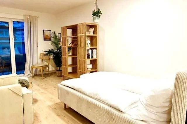 Stylish & With Balcony Friedrichsdorf